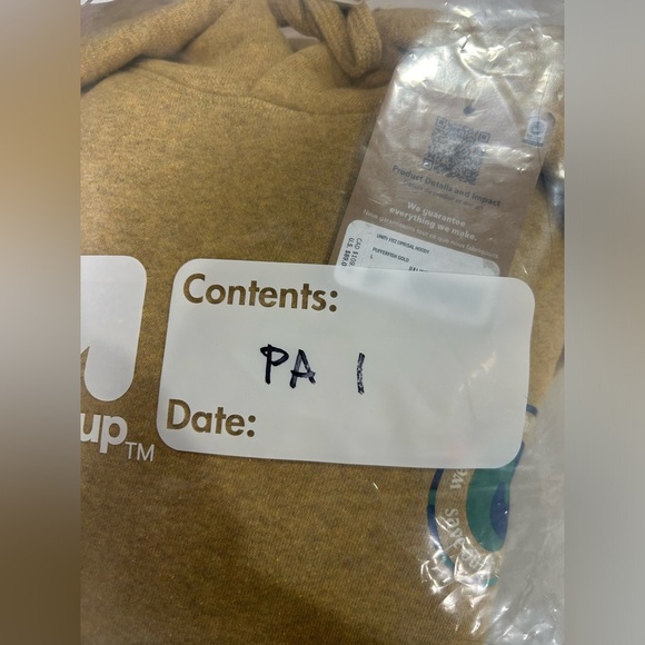 Patagonia Men's L Large Unity Fitz Uprisal Hoodie Pufferfish Gold Yellow NWT - Picture 13 of 13